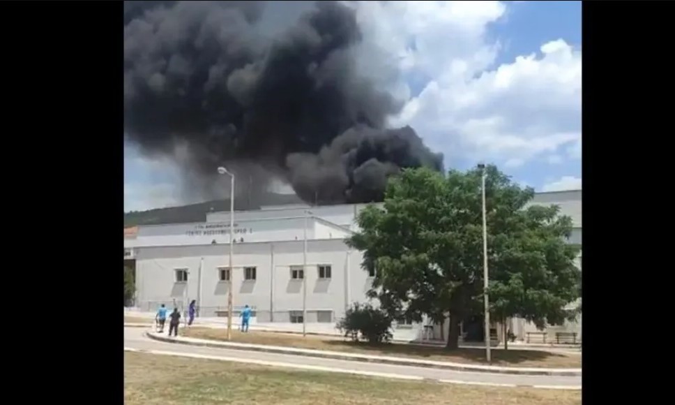 Φωτιά στο Γενικό Νοσοκομείο της Δράμας (βίντεο)